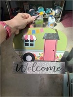 Camper welcome sign