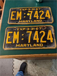 Pr. of 1967 Maryland License Plates