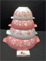 Pyrex Gooseberry Cinderella Nesting Bowls