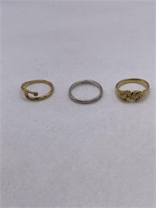 RING LOT-INCLUDES AVON