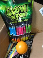 Kids Lot / Puzzles & Glow Sticks