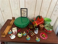 Lot of Various Seasonal Decor Items