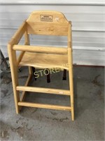 Like New Wood High Chair