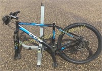 CCM mountain bike need work no seat or front