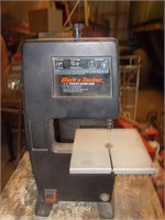 Black and Decker 7 1/2" power band saw