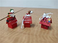 Christmas Ornaments - Snoopy on Dog House