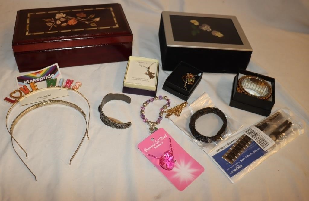 NIB Jewelry Chest 9"x5"x2.5", Bracelets, Necklaces