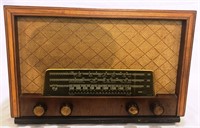 Vintage Philips radio.