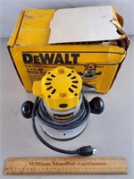 Dewalt 1 & 1/2HP HD Router