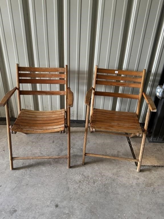 PAIR OF WOODEN CHAIRS