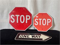 Road Signs: 2pc Stop Signs, 1pc One Way Sign