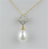 14 Kt Diamond Pearl Necklace