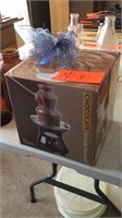 Chocolate fondue pot w/box