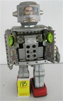 BATTERY OPERATED ROBOT