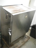 Silverking Freezer/Refrigerator, 25x17x35