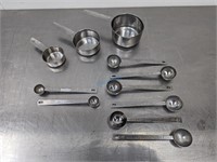 ASST. MEASURING SPOONS AND CUPS