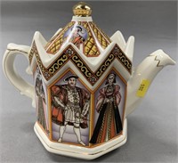 Sadler King Henry Teapot