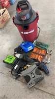 Tools - shop vac no hose or wheels