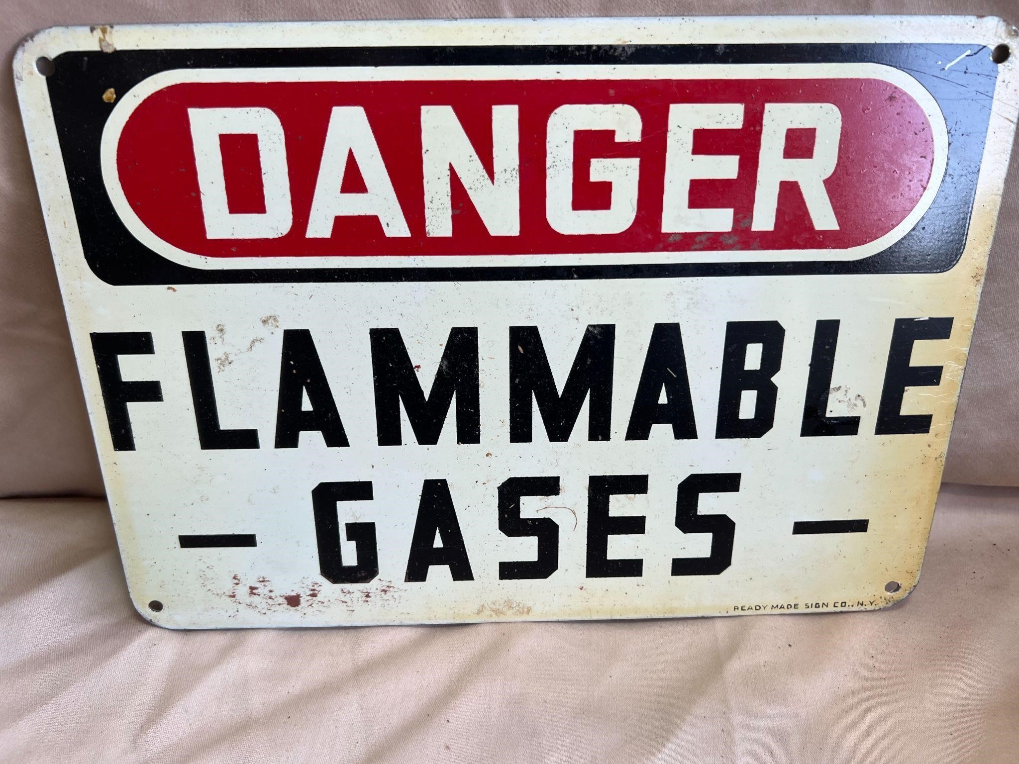 Danger Flammable Metal Sign