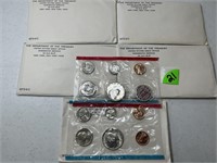 (5) 1972 Uncirculated Mint Sets