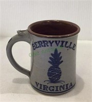 Pottery mug “Berryville, Virginia“ measuring 4 1/2