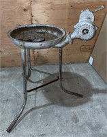 Antique Blower Forge (turns freely). *LY