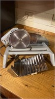 The rival co. Deli meat slicer