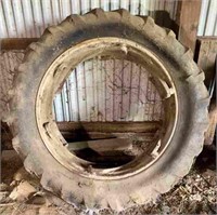 (2) tractor tires - pair of 13.6/38/12/38 spin out