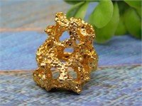 GOLD TONE HAMMERED RING