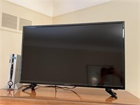Insignia 32” LED Flatscreen TV Television