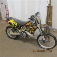 USED GAS GAS MOTORCYCLE.  MOTOR IS FREE BUT WILL