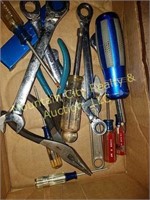 Box Lot Wrenches, other.....