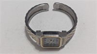 Vintage Vivani Quuartz 2 toned watch
