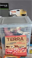 TERRA COUNTRY WORLD TOYS
