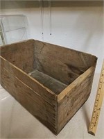 Wood crate 20 x 12 x 10