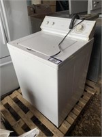 Whirlpool Washing Machine - Works