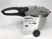 Presto pressure cooker with manual