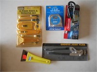 NIP Knife & Scraper Set, 25' Measuring Tape &