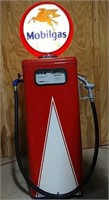 Mobilgas Pegasus globe gas pump