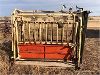 Squeeze Chute with Powder River Head Catch