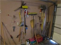 Wall Lot - Misc tools - Leaf rakes, Shop Brooms