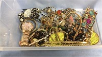 Small tub lot of costume jewelry, necklaces and