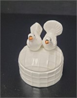 2 Dove Ceramic Trinket box