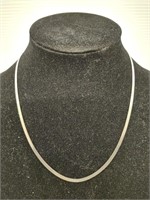Sterling silver flat necklace. Approx 6.5 grams.