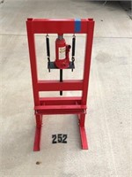 Grizzly 6 ton Hyd press