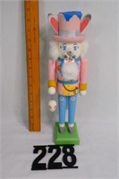 Easter Bunny nut cracker Ezgebirge German