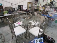GLASS TOP TABLE W/ CHAIRS 42 IN