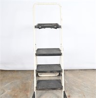Metal Step Ladder