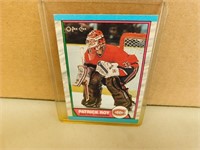 1989-90 OPC Patrick Roy #17 Hockey Card