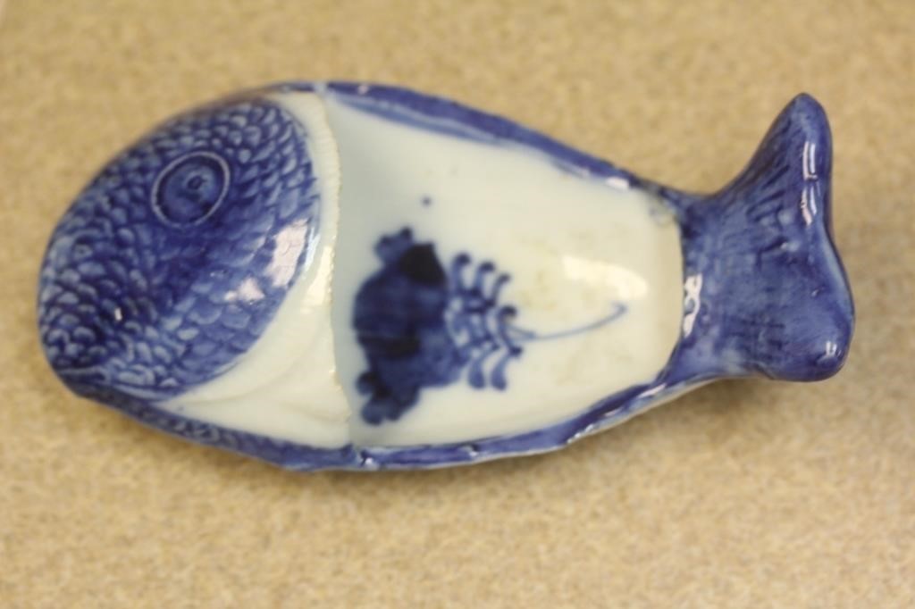 Antique Chinese Fish Form Dish